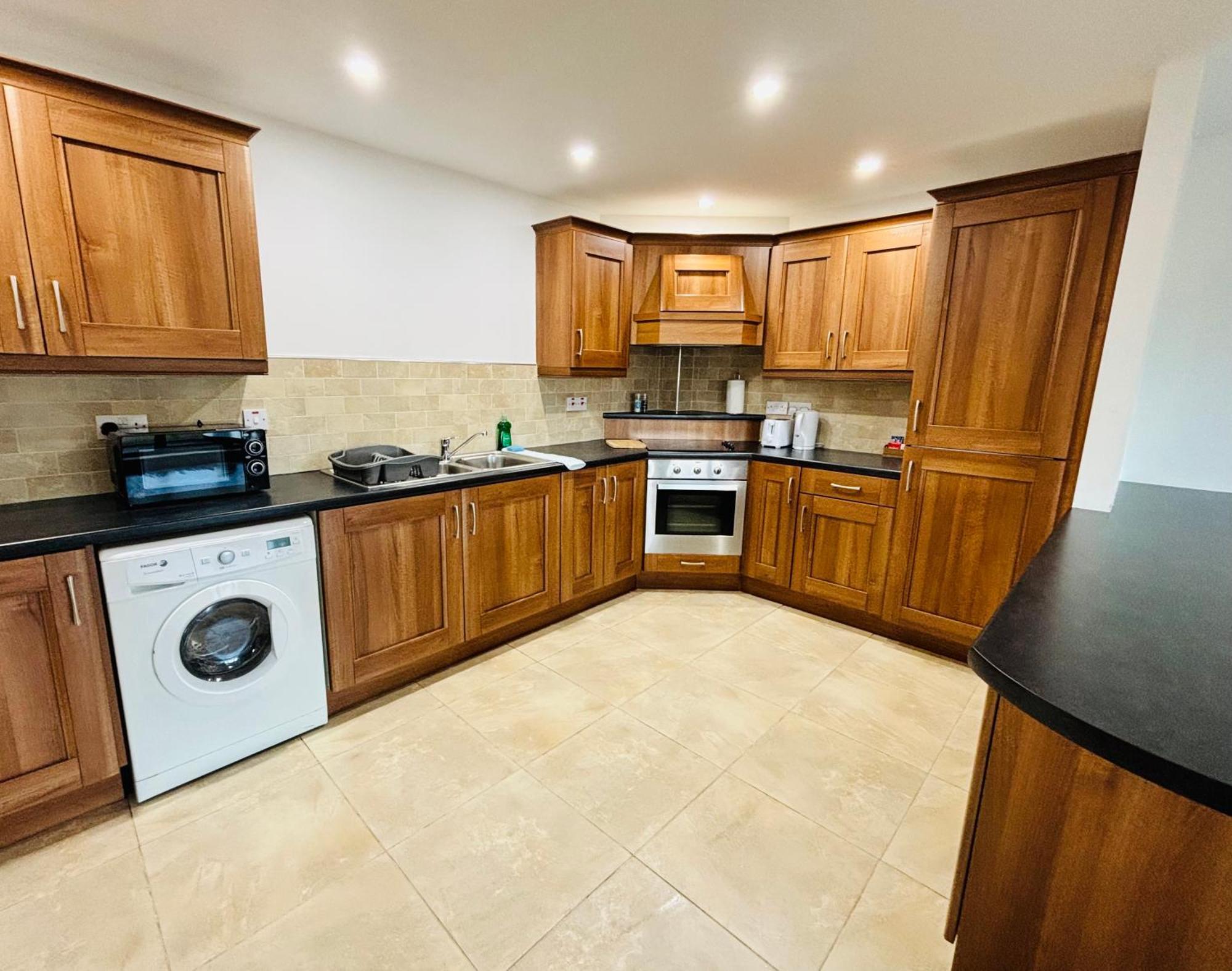 Port House Letterkenny Wild Atlantic Apartments Ngoại thất bức ảnh